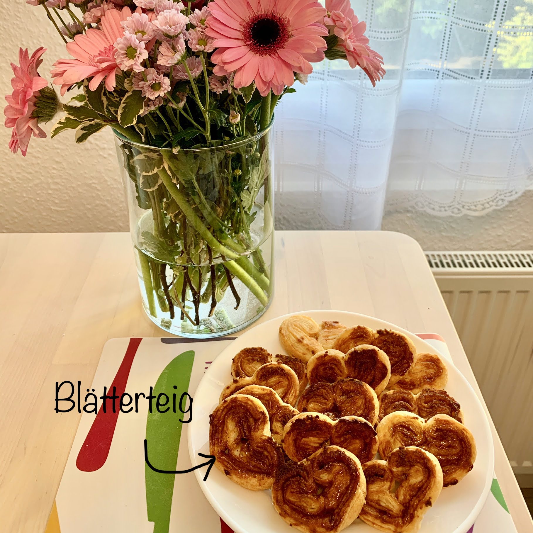 用酥皮作蝴蝶酥